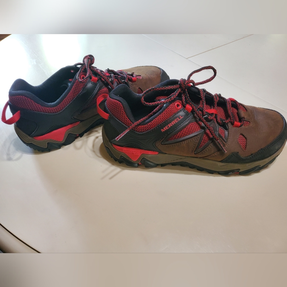 Merrell Hiking Sneakers View 3